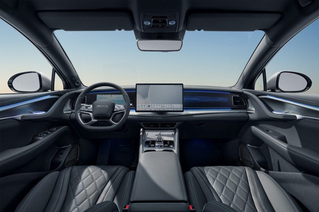 BYD SEALION 7