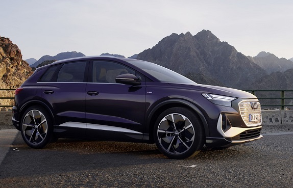 Audi - אאודי - Q4