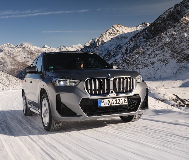 ב.מ.וו iX1 xDrive30 X-Line (2022)