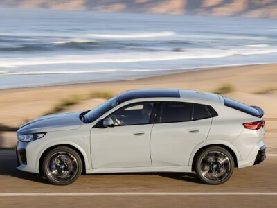 BMW iX2 - פרופיל צד