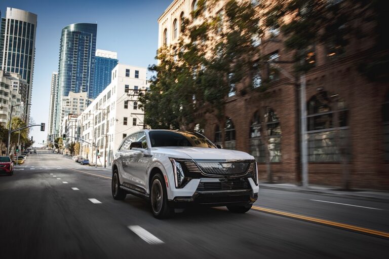 Cadillac Escalade Luxury/Sport 1 IQ Platinum