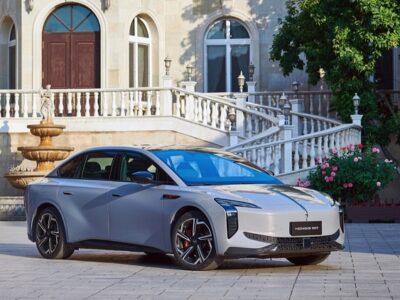 Hongqi EH7 Performance