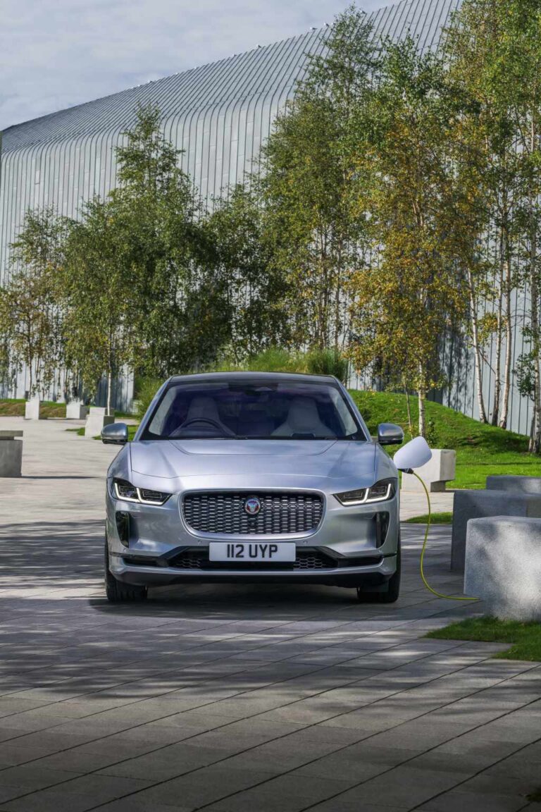 Jaguar i-Pace חזית הרכב