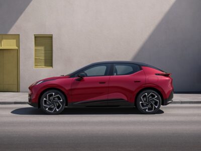 Link&Co 02 פרופיל צד