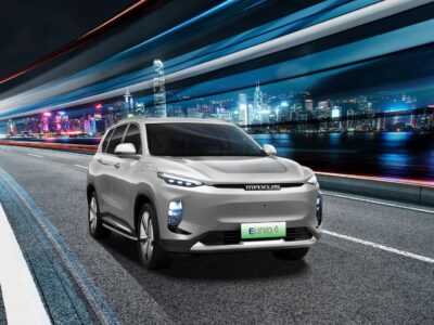 Maxus יוניק 6 כסופה