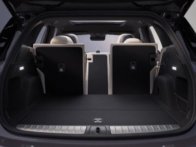 NIO EL6 תא מטען מרווח