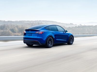 טסלה | Tesla מודל Y - צבע כחול
