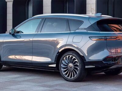 Voyah וויה – Free צד אחורי