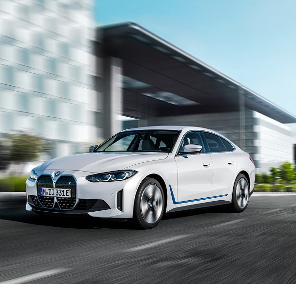 ב.מ.וו i4  eDrive35 Tech (2021)