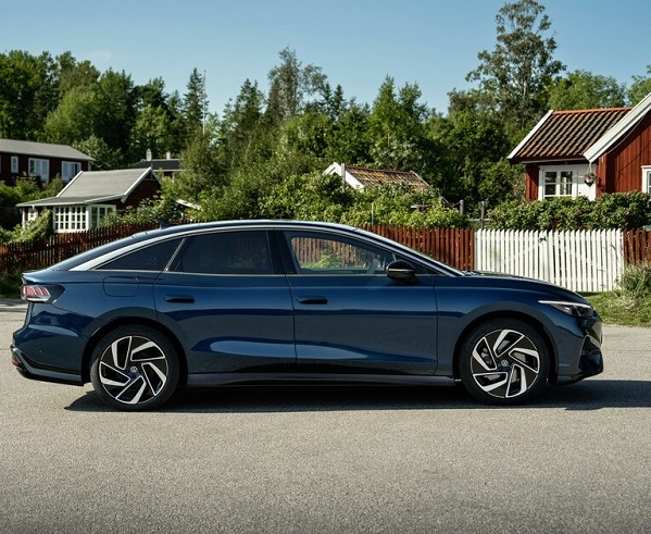 פולקסווגן ID.7 Pro (2023)