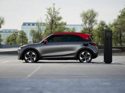 Smart 1 בעמדת הטענה