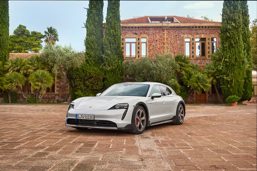 פורשה טייקן 4S קרוס-טוריסמו (2021)