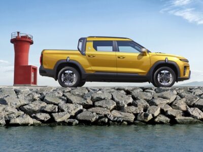 KGM MUSSO EV פרופיל צד צבע צהוב