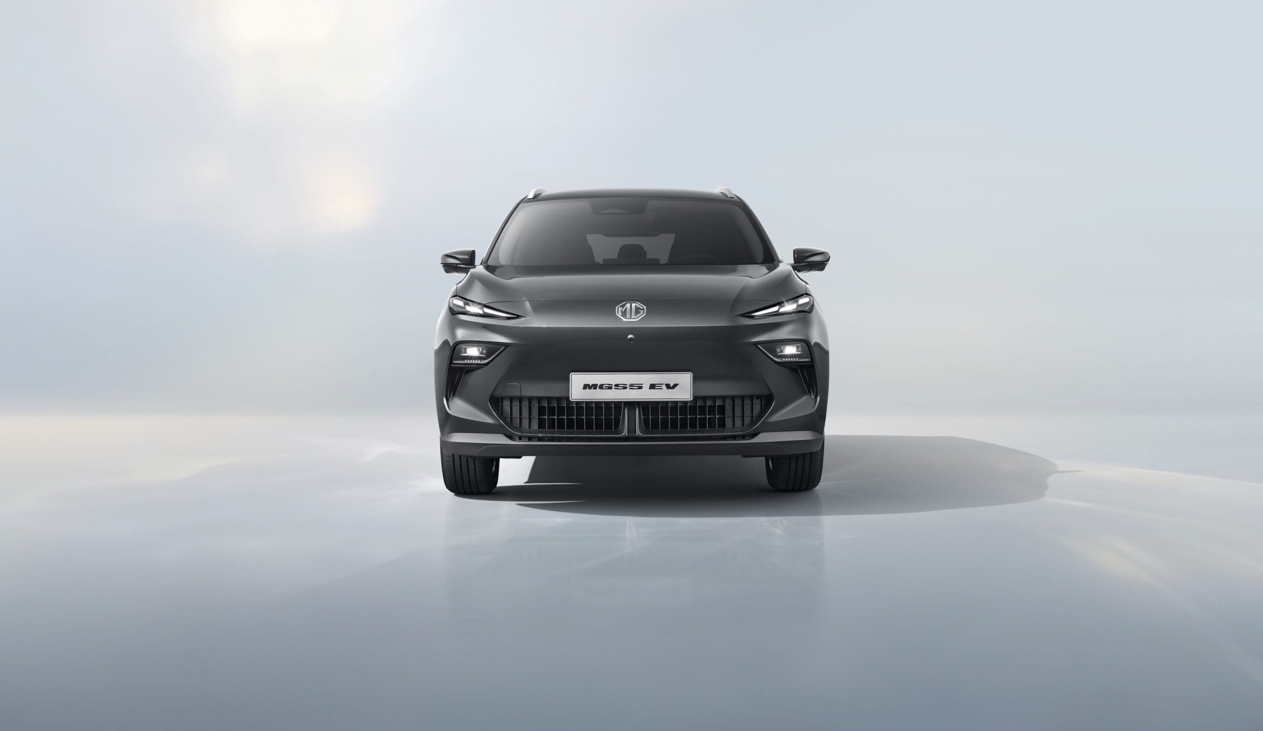 אמ.ג'י S5 Luxury (2025)