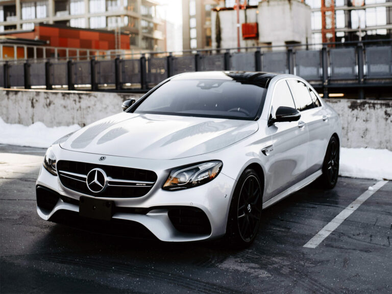 מרצדס CLA כסופה