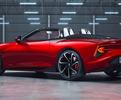 6.MG-Cyberster-Rear-45-s