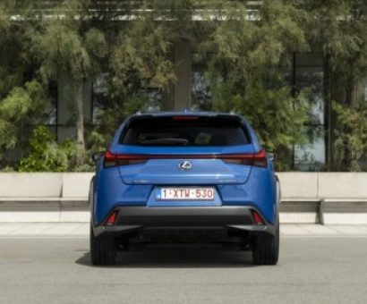 lexus ux 4