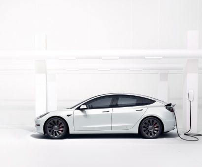 tesla 3 4