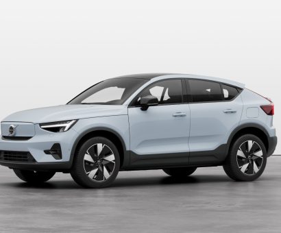 Rear-wheel drive, more range and faster charging for fully electric Volvo C40 and XC40 models