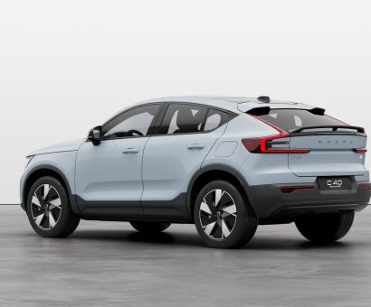 Rear-wheel drive, more range and faster charging for fully electric Volvo C40 and XC40 models